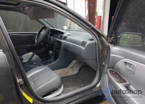 2000 Toyota Camry Xle V6 from USA, damaged, VIN JT2BF28K3Y0288139